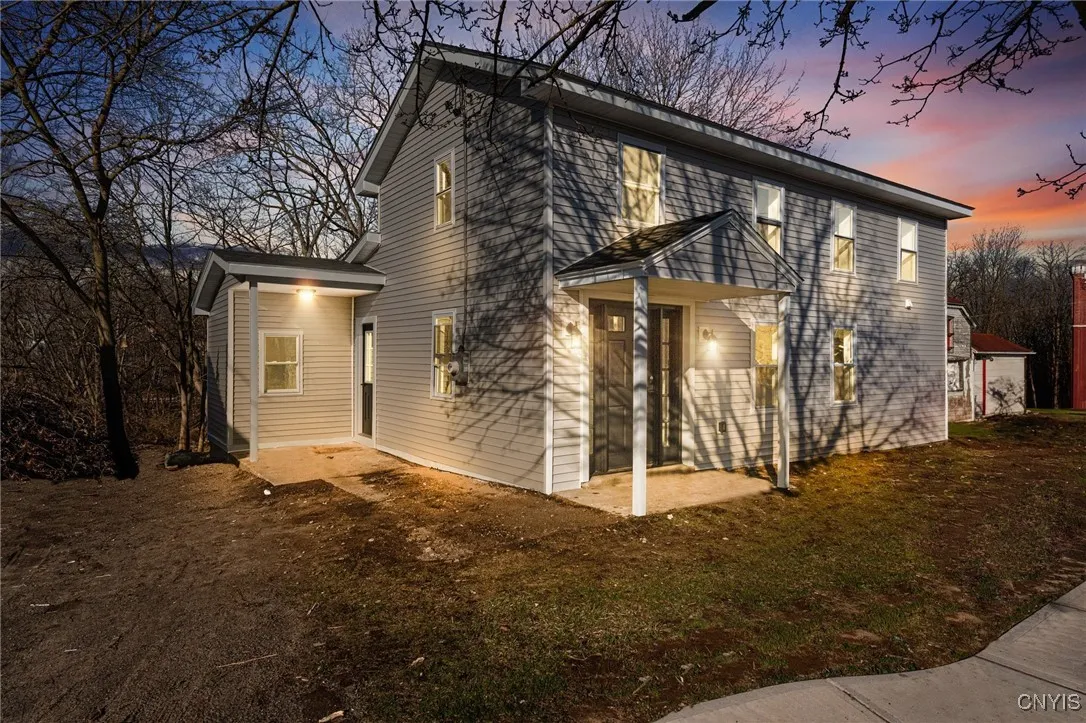 53 Owasco Street, Auburn, New York 13021, Auburn, New York 13021, 3 Bedrooms Bedrooms, 5 Rooms Rooms,1 BathroomBathrooms,Residential,For Sale,53 Owasco Street, Auburn, New York 13021,0,S1598560