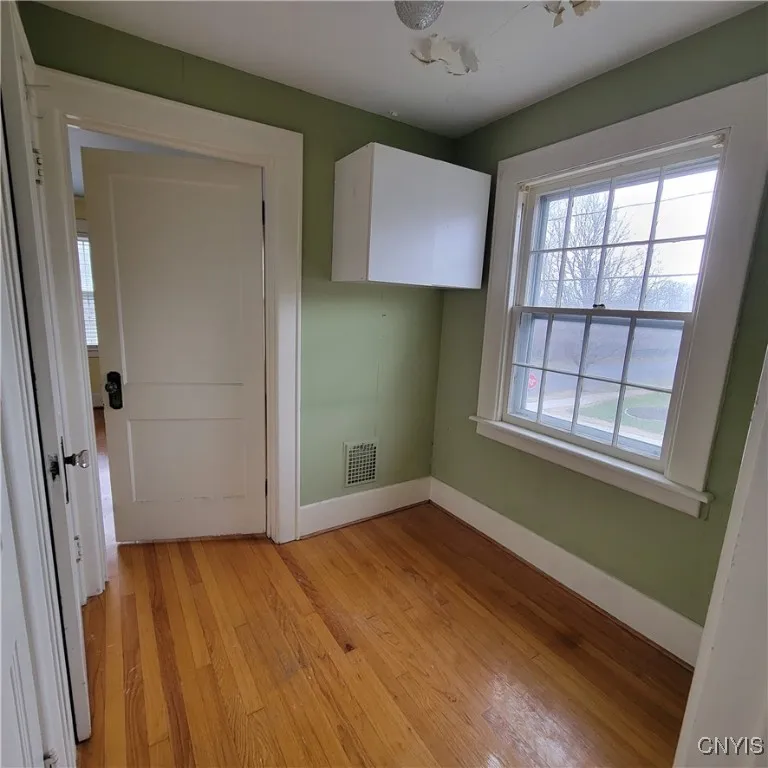 15 Brookline Drive, Utica, New York 13501, Utica, New York 13501, 3 Bedrooms Bedrooms, 7 Rooms Rooms,1 BathroomBathrooms,Residential,Closed,15 Brookline Drive, Utica, New York 13501,0,S1599347