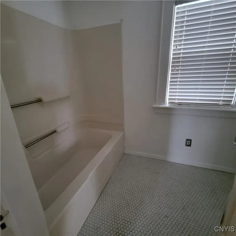 15 Brookline Drive, Utica, New York 13501, Utica, New York 13501, 3 Bedrooms Bedrooms, 7 Rooms Rooms,1 BathroomBathrooms,Residential,Closed,15 Brookline Drive, Utica, New York 13501,0,S1599347