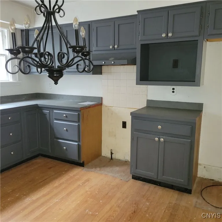 15 Brookline Drive, Utica, New York 13501, Utica, New York 13501, 3 Bedrooms Bedrooms, 7 Rooms Rooms,1 BathroomBathrooms,Residential,Closed,15 Brookline Drive, Utica, New York 13501,0,S1599347