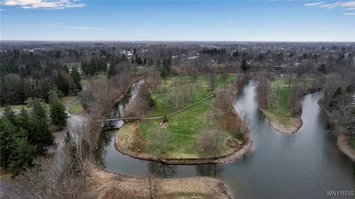 160 Olde Stone Lane, Lancaster, New York 14086, Lancaster, New York 14086, 3 Bedrooms Bedrooms, 10 Rooms Rooms,3 BathroomsBathrooms,Residential,Closed,160 Olde Stone Lane, Lancaster, New York 14086,0,B1599053