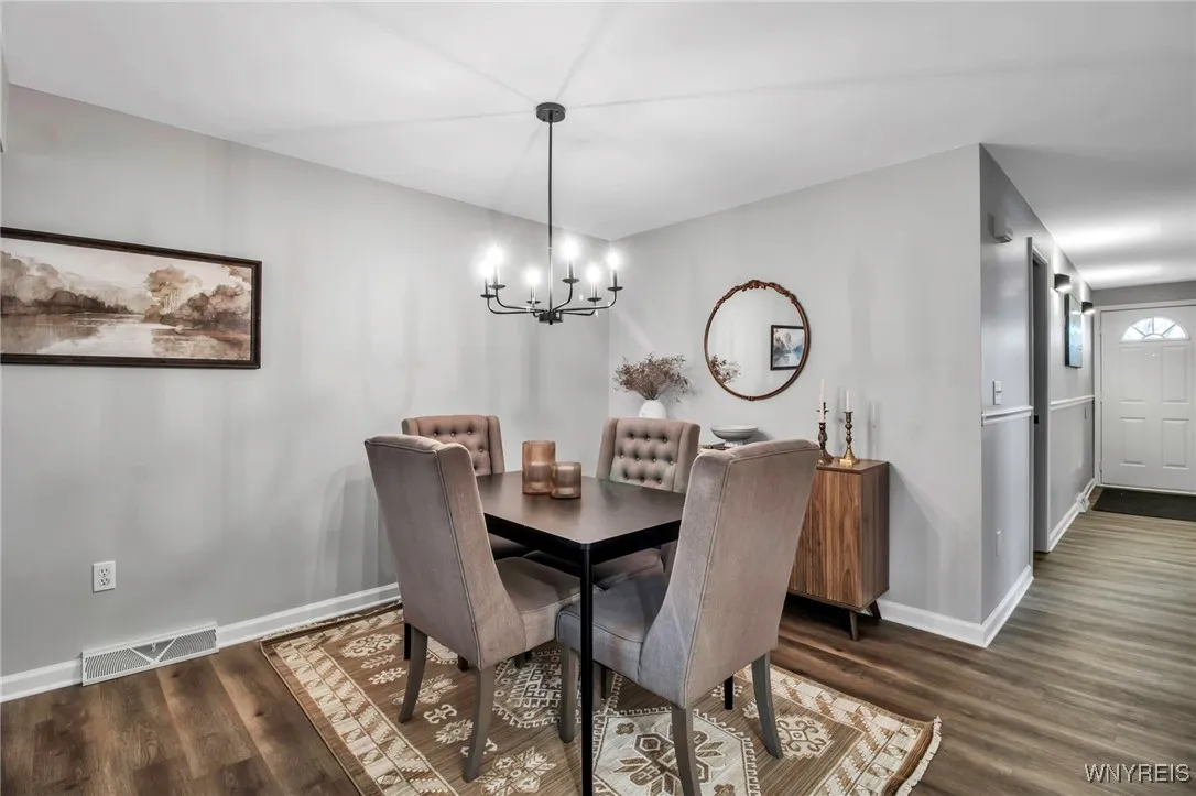 160 Olde Stone Lane, Lancaster, New York 14086, Lancaster, New York 14086, 3 Bedrooms Bedrooms, 10 Rooms Rooms,3 BathroomsBathrooms,Residential,Closed,160 Olde Stone Lane, Lancaster, New York 14086,0,B1599053