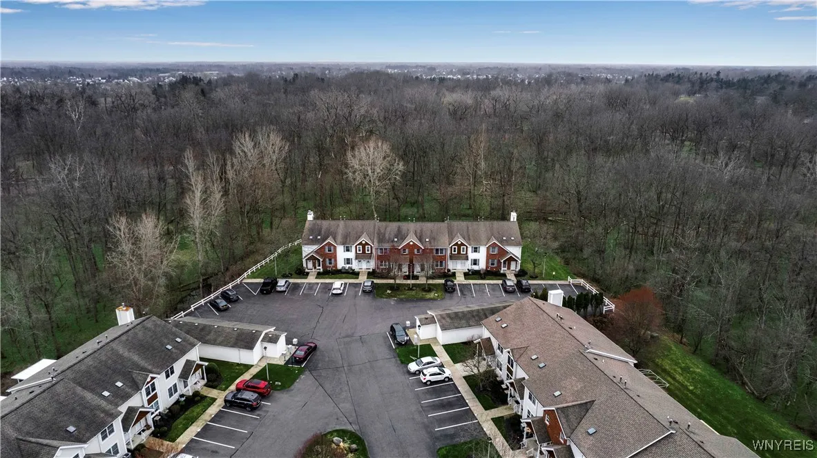 160 Olde Stone Lane, Lancaster, New York 14086, Lancaster, New York 14086, 3 Bedrooms Bedrooms, 10 Rooms Rooms,3 BathroomsBathrooms,Residential,Closed,160 Olde Stone Lane, Lancaster, New York 14086,0,B1599053