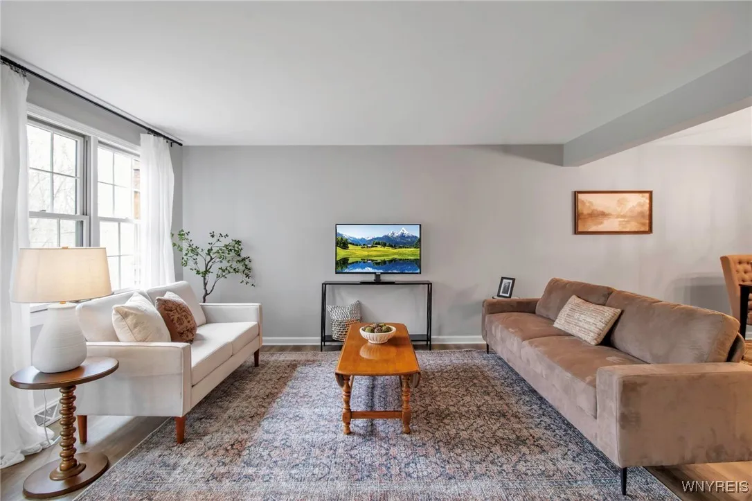 160 Olde Stone Lane, Lancaster, New York 14086, Lancaster, New York 14086, 3 Bedrooms Bedrooms, 10 Rooms Rooms,3 BathroomsBathrooms,Residential,Closed,160 Olde Stone Lane, Lancaster, New York 14086,0,B1599053