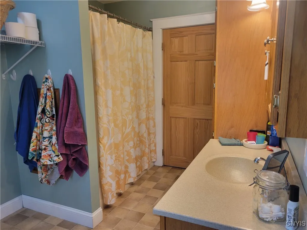 165 Howe Street, Le Ray, New York 13612, Le Ray, New York 13612, 4 Bedrooms Bedrooms, 8 Rooms Rooms,2 BathroomsBathrooms,Residential,Closed,165 Howe Street, Le Ray, New York 13612,S1599283