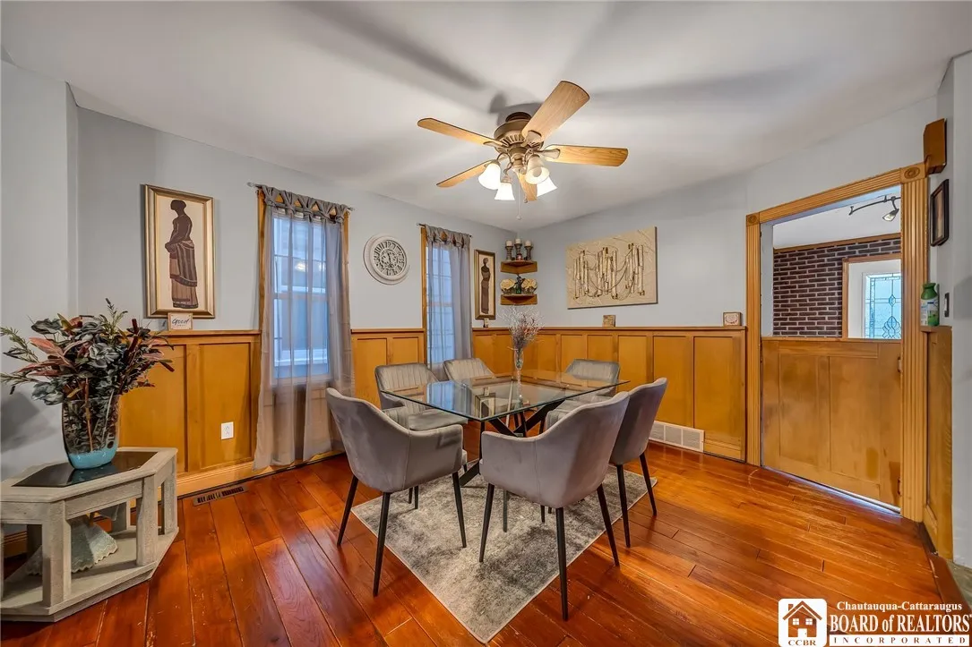 436 Baynes Street, Buffalo, New York 14213, Buffalo, New York 14213, 3 Bedrooms Bedrooms, 7 Rooms Rooms,2 BathroomsBathrooms,Residential,For Sale,436 Baynes Street, Buffalo, New York 14213,R1599459