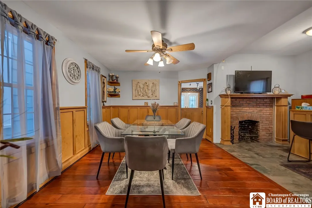 436 Baynes Street, Buffalo, New York 14213, Buffalo, New York 14213, 3 Bedrooms Bedrooms, 7 Rooms Rooms,2 BathroomsBathrooms,Residential,For Sale,436 Baynes Street, Buffalo, New York 14213,R1599459