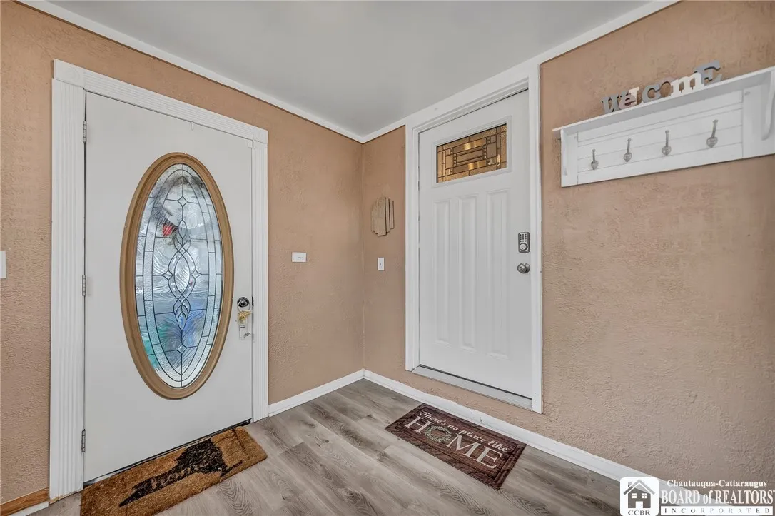 436 Baynes Street, Buffalo, New York 14213, Buffalo, New York 14213, 3 Bedrooms Bedrooms, 7 Rooms Rooms,2 BathroomsBathrooms,Residential,For Sale,436 Baynes Street, Buffalo, New York 14213,R1599459