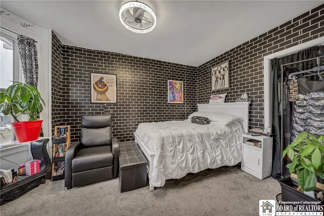 436 Baynes Street, Buffalo, New York 14213, Buffalo, New York 14213, 3 Bedrooms Bedrooms, 7 Rooms Rooms,2 BathroomsBathrooms,Residential,For Sale,436 Baynes Street, Buffalo, New York 14213,R1599459