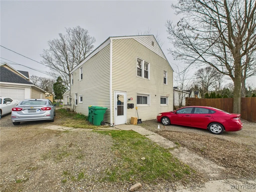 67 Pierce Avenue, Hamburg, New York 14075, Hamburg, New York 14075, 8 Bedrooms Bedrooms, ,Multi Family,Closed,67 Pierce Avenue, Hamburg, New York 14075,0,B1599491