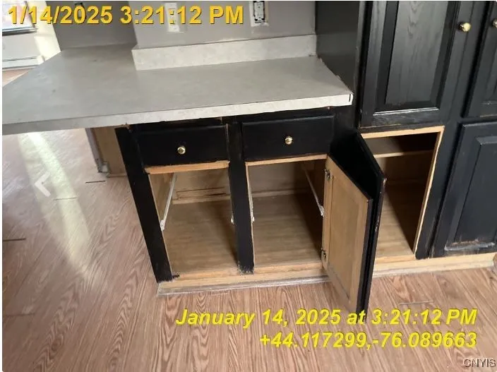 31083 County Route 179, Clayton, New York 13622, Clayton, New York 13622, 3 Bedrooms Bedrooms, 9 Rooms Rooms,2 BathroomsBathrooms,Residential,Closed,31083 County Route 179, Clayton, New York 13622,0,S1599284