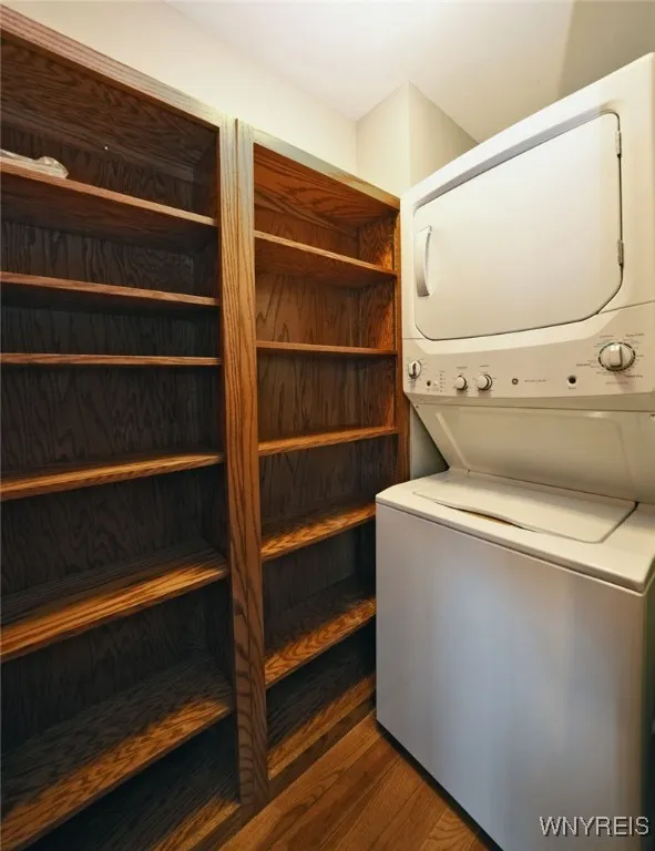4796 Mount Vernon Boulevard, Hamburg, New York 140, Hamburg, New York 14075, 3 Bedrooms Bedrooms, 6 Rooms Rooms,1 BathroomBathrooms,Residential,Closed,4796 Mount Vernon Boulevard, Hamburg, New York 140,0,B1598371