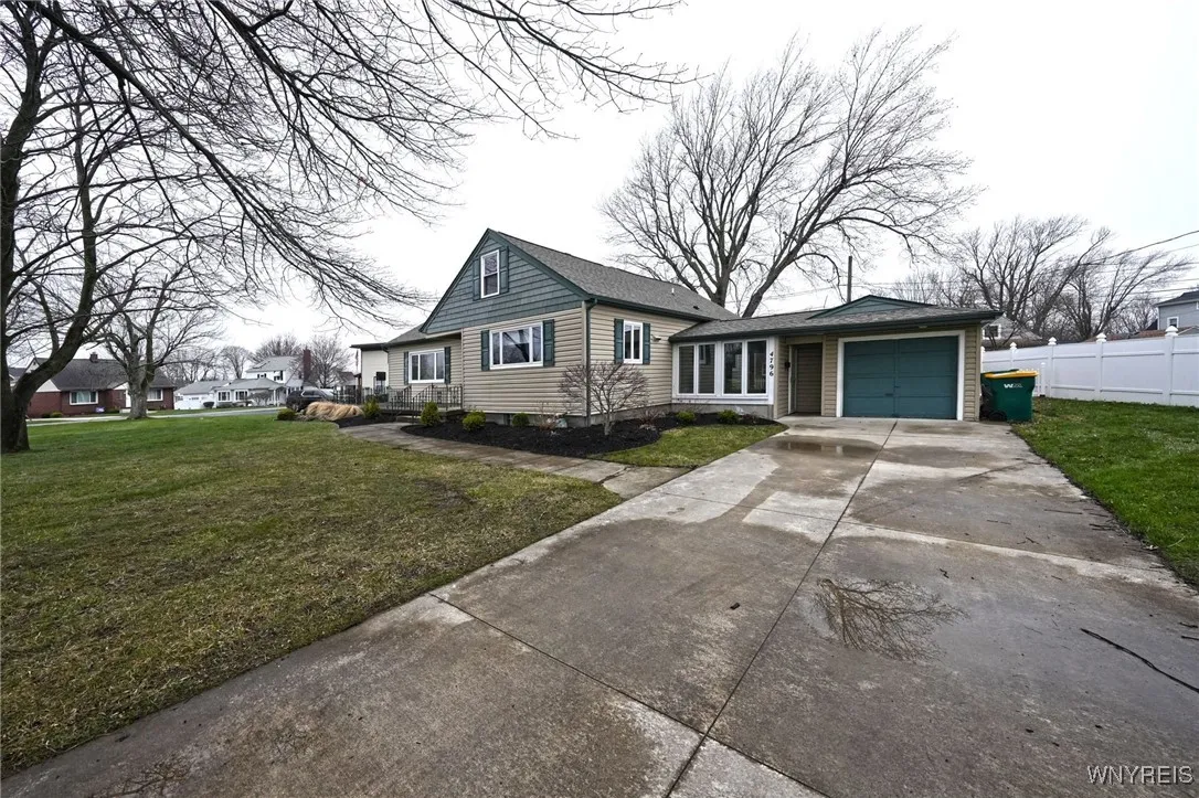 4796 Mount Vernon Boulevard, Hamburg, New York 140, Hamburg, New York 14075, 3 Bedrooms Bedrooms, 6 Rooms Rooms,1 BathroomBathrooms,Residential,Closed,4796 Mount Vernon Boulevard, Hamburg, New York 140,0,B1598371