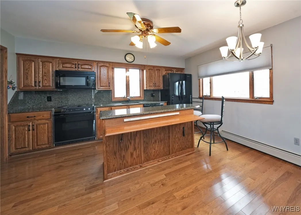 4796 Mount Vernon Boulevard, Hamburg, New York 140, Hamburg, New York 14075, 3 Bedrooms Bedrooms, 6 Rooms Rooms,1 BathroomBathrooms,Residential,Closed,4796 Mount Vernon Boulevard, Hamburg, New York 140,0,B1598371