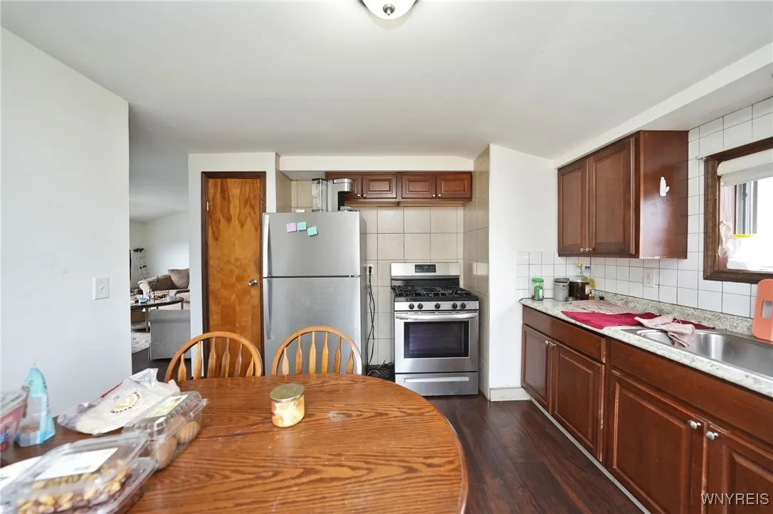 20 Marie Avenue, Cheektowaga, New York 14227, Cheektowaga, New York 14227, 5 Bedrooms Bedrooms, ,2 BathroomsBathrooms,Residential,For Sale,20 Marie Avenue, Cheektowaga, New York 14227,B1598929