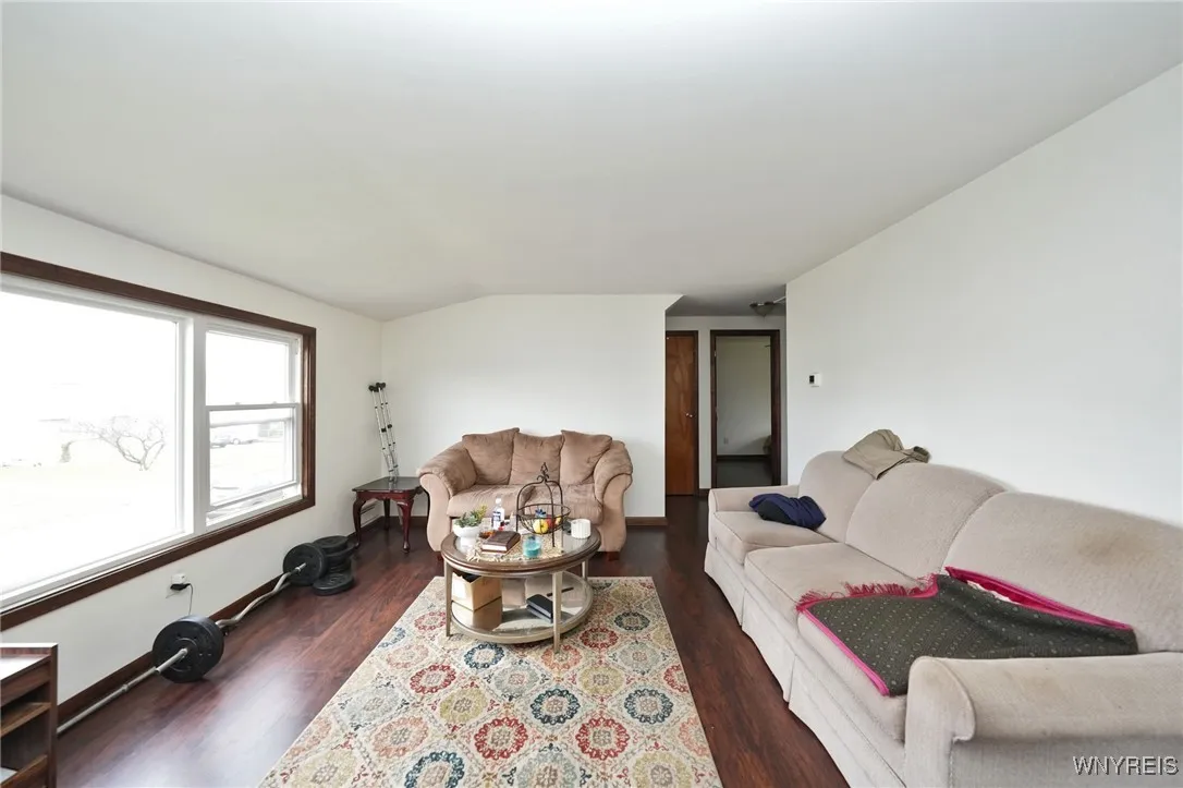 20 Marie Avenue, Cheektowaga, New York 14227, Cheektowaga, New York 14227, 5 Bedrooms Bedrooms, ,2 BathroomsBathrooms,Residential,For Sale,20 Marie Avenue, Cheektowaga, New York 14227,B1598929