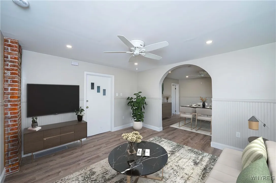 79 Fulton #2 Street, Buffalo, New York 14204, Buffalo, New York 14204, 2 Bedrooms Bedrooms, 6 Rooms Rooms,1 BathroomBathrooms,Residential Lease,Closed,79 Fulton #2 Street, Buffalo, New York 14204,0,B1599385