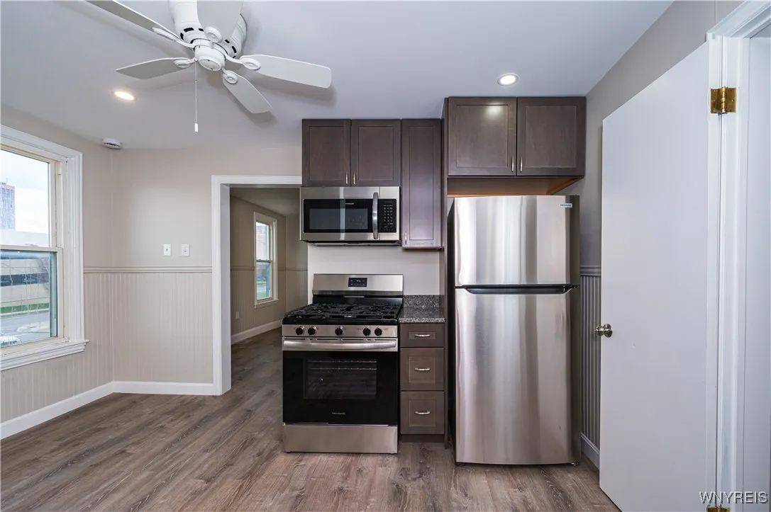79 Fulton #2 Street, Buffalo, New York 14204, Buffalo, New York 14204, 2 Bedrooms Bedrooms, 6 Rooms Rooms,1 BathroomBathrooms,Residential Lease,Closed,79 Fulton #2 Street, Buffalo, New York 14204,0,B1599385