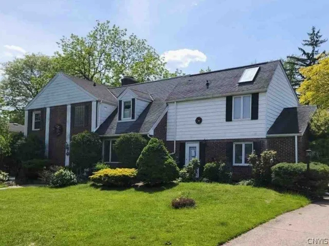 91 Mount Vernon Road, Amherst, New York 14226, Amherst, New York 14226, 4 Bedrooms Bedrooms, 8 Rooms Rooms,2 BathroomsBathrooms,Residential,For Sale,91 Mount Vernon Road, Amherst, New York 14226,0,S1599641