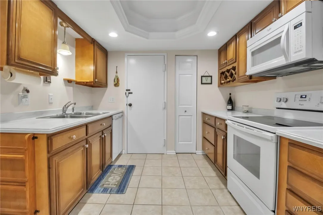 105 G Homer Lane G, Amherst, New York 14221, Amherst, New York 14221, 2 Bedrooms Bedrooms, 5 Rooms Rooms,2 BathroomsBathrooms,Residential,Closed,105 G Homer Lane G, Amherst, New York 14221,0,B1599620