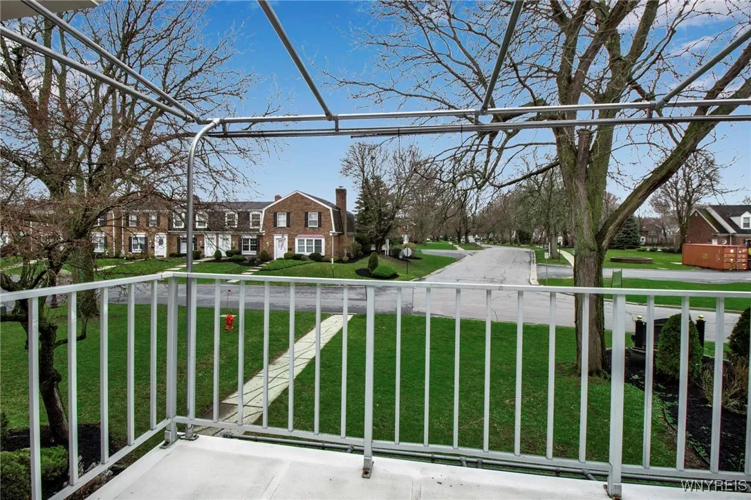 105 G Homer Lane G, Amherst, New York 14221, Amherst, New York 14221, 2 Bedrooms Bedrooms, 5 Rooms Rooms,2 BathroomsBathrooms,Residential,Closed,105 G Homer Lane G, Amherst, New York 14221,0,B1599620