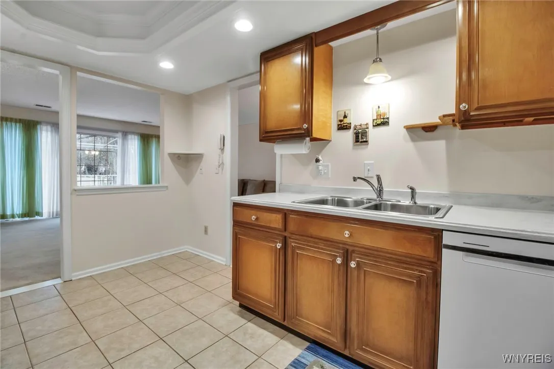 105 G Homer Lane G, Amherst, New York 14221, Amherst, New York 14221, 2 Bedrooms Bedrooms, 5 Rooms Rooms,2 BathroomsBathrooms,Residential,Closed,105 G Homer Lane G, Amherst, New York 14221,0,B1599620