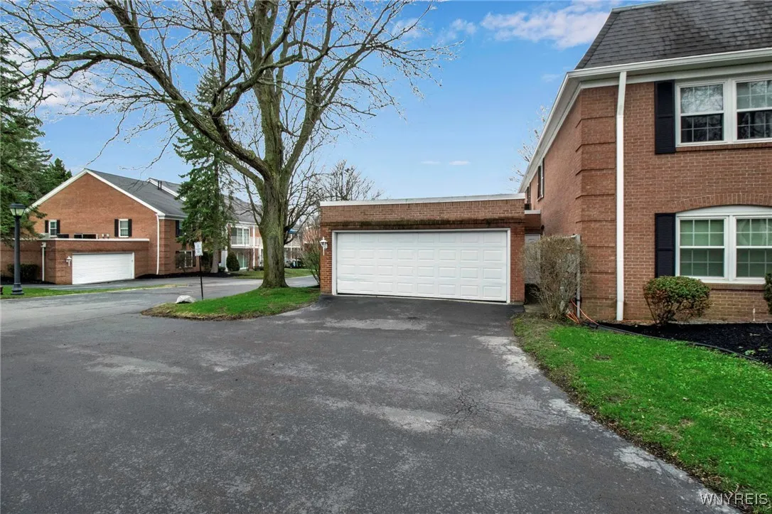 105 G Homer Lane G, Amherst, New York 14221, Amherst, New York 14221, 2 Bedrooms Bedrooms, 5 Rooms Rooms,2 BathroomsBathrooms,Residential,Closed,105 G Homer Lane G, Amherst, New York 14221,0,B1599620
