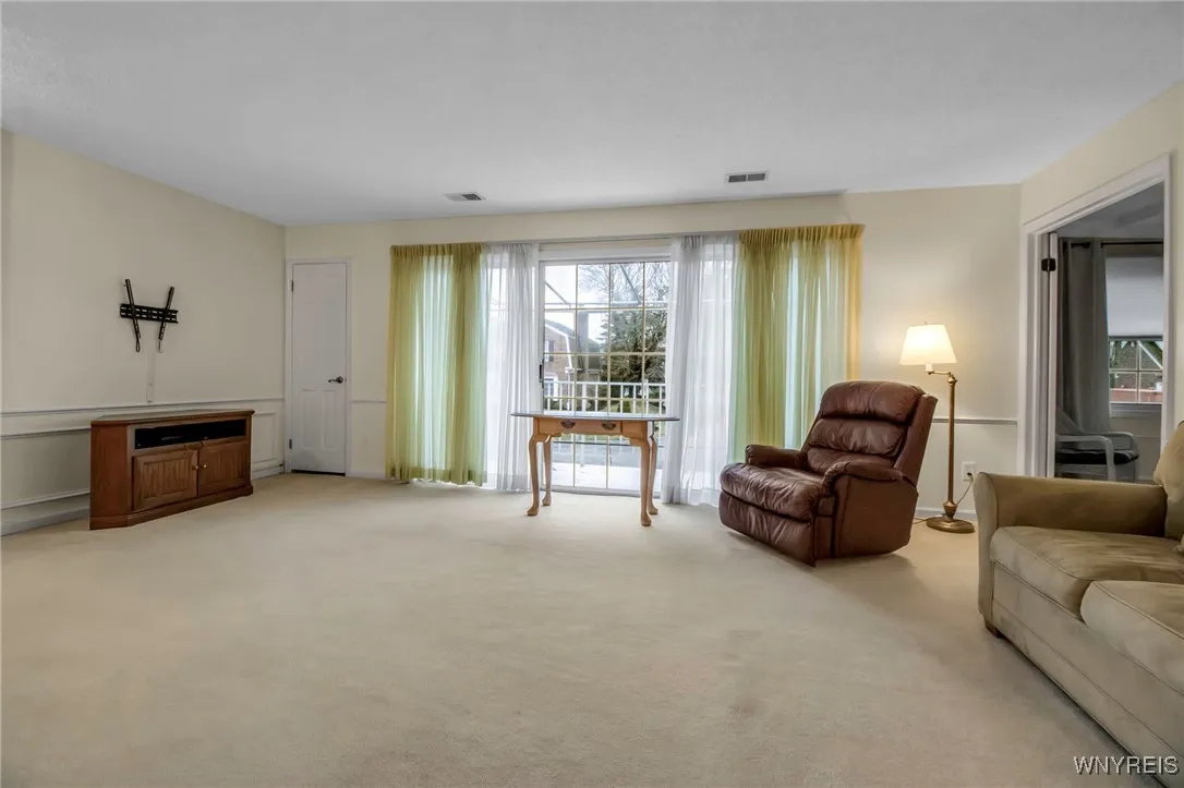 105 G Homer Lane G, Amherst, New York 14221, Amherst, New York 14221, 2 Bedrooms Bedrooms, 5 Rooms Rooms,2 BathroomsBathrooms,Residential,Closed,105 G Homer Lane G, Amherst, New York 14221,0,B1599620