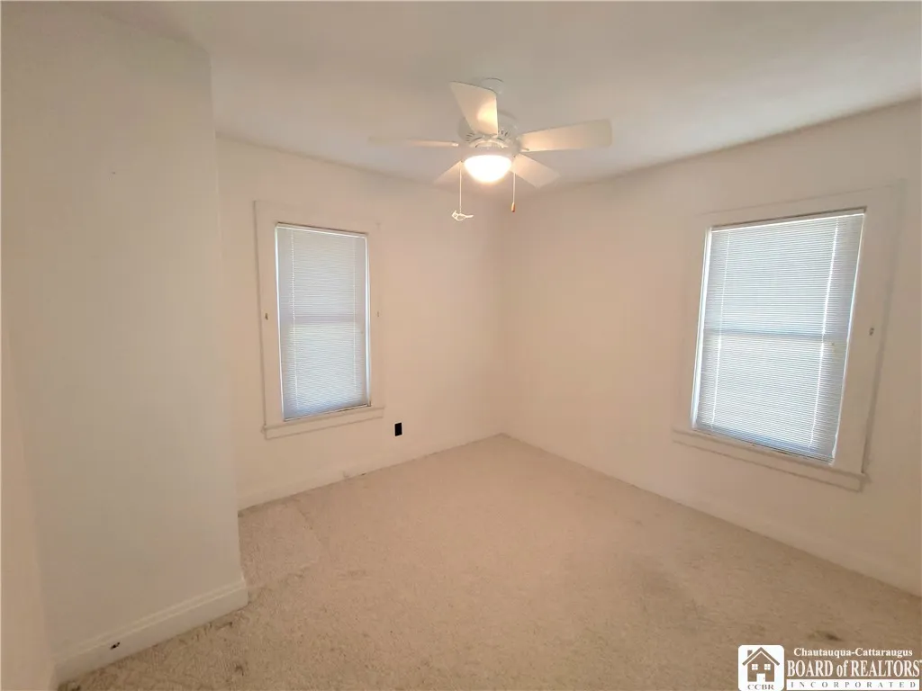 18 Ivy Street, Jamestown, New York 14701, Jamestown, New York 14701, 3 Bedrooms Bedrooms, 7 Rooms Rooms,1 BathroomBathrooms,Residential,Closed,18 Ivy Street, Jamestown, New York 14701,R1599478