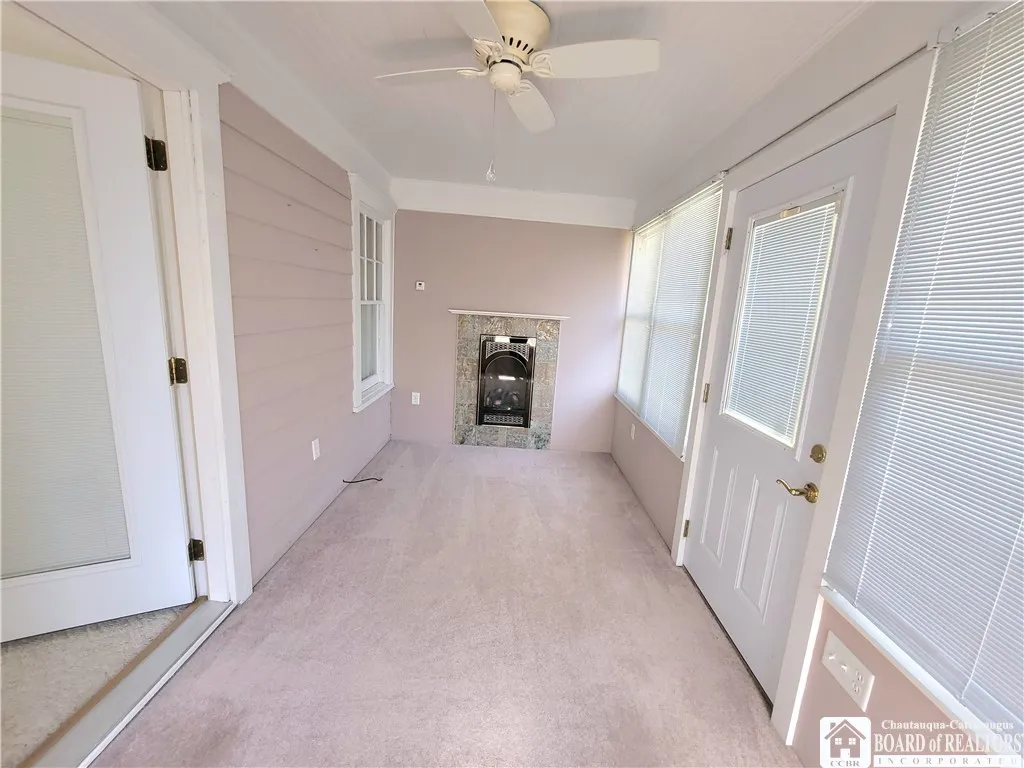 18 Ivy Street, Jamestown, New York 14701, Jamestown, New York 14701, 3 Bedrooms Bedrooms, 7 Rooms Rooms,1 BathroomBathrooms,Residential,Closed,18 Ivy Street, Jamestown, New York 14701,R1599478