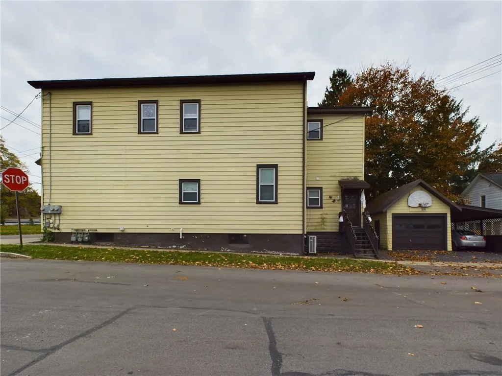 159 Washington Street, Auburn, New York 13021, Auburn, New York 13021, ,Commercial Sale,For Sale,159 Washington Street, Auburn, New York 13021,R1599680