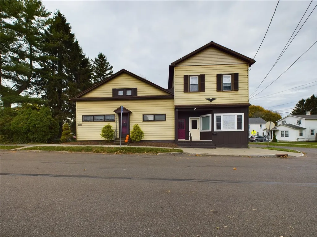 159 Washington Street, Auburn, New York 13021, Auburn, New York 13021, ,Commercial Sale,For Sale,159 Washington Street, Auburn, New York 13021,R1599680