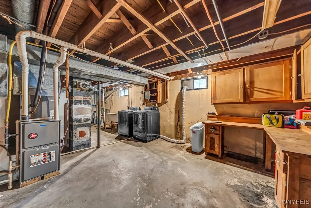 4086 Bailey Avenue, Amherst, New York 14226, Amherst, New York 14226, 4 Bedrooms Bedrooms, 6 Rooms Rooms,1 BathroomBathrooms,Residential,Closed,4086 Bailey Avenue, Amherst, New York 14226,0,B1599646
