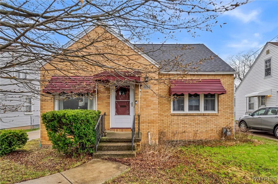 4086 Bailey Avenue, Amherst, New York 14226, Amherst, New York 14226, 4 Bedrooms Bedrooms, 6 Rooms Rooms,1 BathroomBathrooms,Residential,Closed,4086 Bailey Avenue, Amherst, New York 14226,0,B1599646