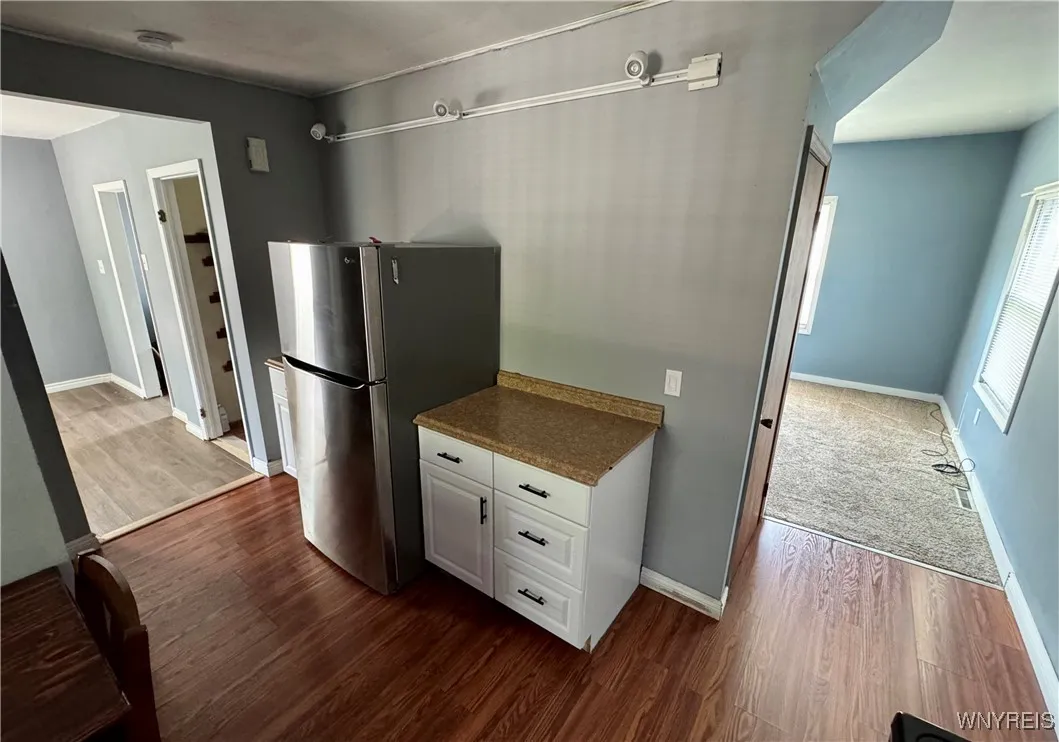 344 Clinton Street Lower, Lockport-city, New York, Lockport City, New York 14094, 1 Bedroom Bedrooms, 5 Rooms Rooms,1 BathroomBathrooms,Residential Lease,For Rent,344 Clinton Street Lower, Lockport-city, New York ,B1599729