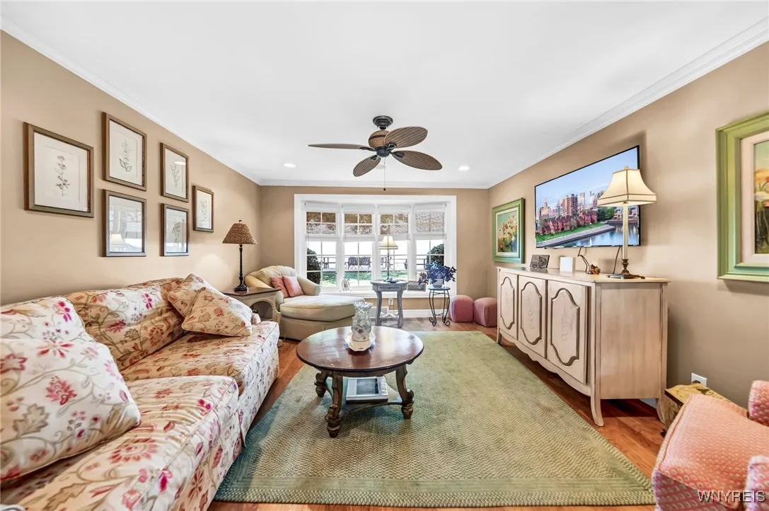 4900 Clifton Parkway, Hamburg, New York 14075, Hamburg, New York 14075, 4 Bedrooms Bedrooms, 12 Rooms Rooms,3 BathroomsBathrooms,Residential,Closed,4900 Clifton Parkway, Hamburg, New York 14075,0,B1599781