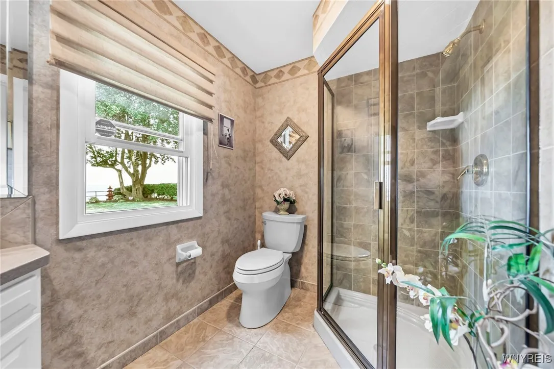 4900 Clifton Parkway, Hamburg, New York 14075, Hamburg, New York 14075, 4 Bedrooms Bedrooms, 12 Rooms Rooms,3 BathroomsBathrooms,Residential,Closed,4900 Clifton Parkway, Hamburg, New York 14075,0,B1599781