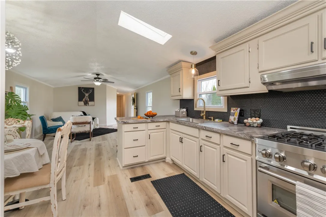 5401 Hill Road, Barre, New York 14411, Barre, New York 14411, 3 Bedrooms Bedrooms, 5 Rooms Rooms,2 BathroomsBathrooms,Residential,Closed,5401 Hill Road, Barre, New York 14411,0,R1599011