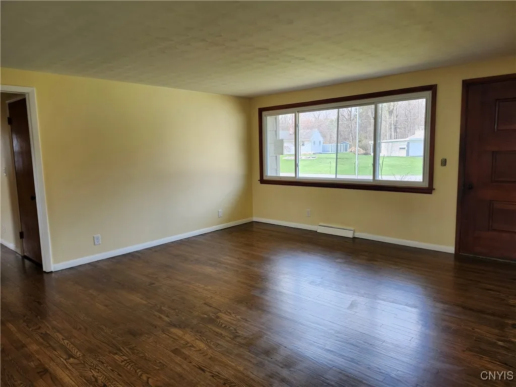 24 Memory Lane, Clay, New York 13212, Clay, New York 13212, 4 Bedrooms Bedrooms, 6 Rooms Rooms,2 BathroomsBathrooms,Residential,Closed,24 Memory Lane, Clay, New York 13212,0,S1599848