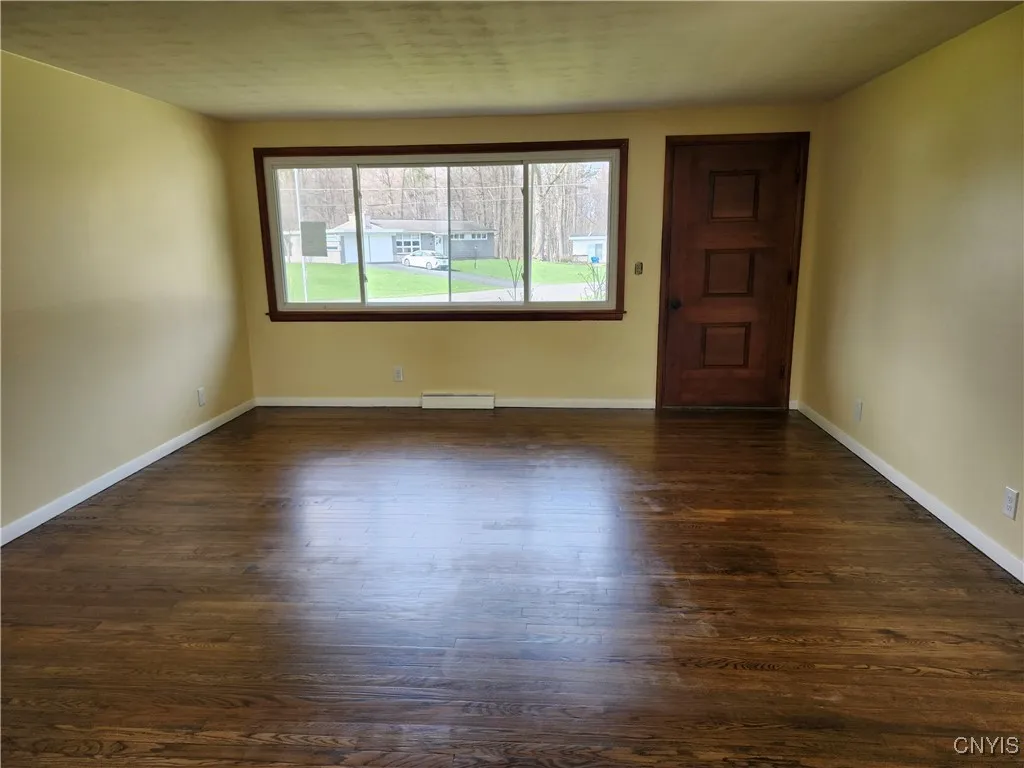 24 Memory Lane, Clay, New York 13212, Clay, New York 13212, 4 Bedrooms Bedrooms, 6 Rooms Rooms,2 BathroomsBathrooms,Residential,Closed,24 Memory Lane, Clay, New York 13212,0,S1599848