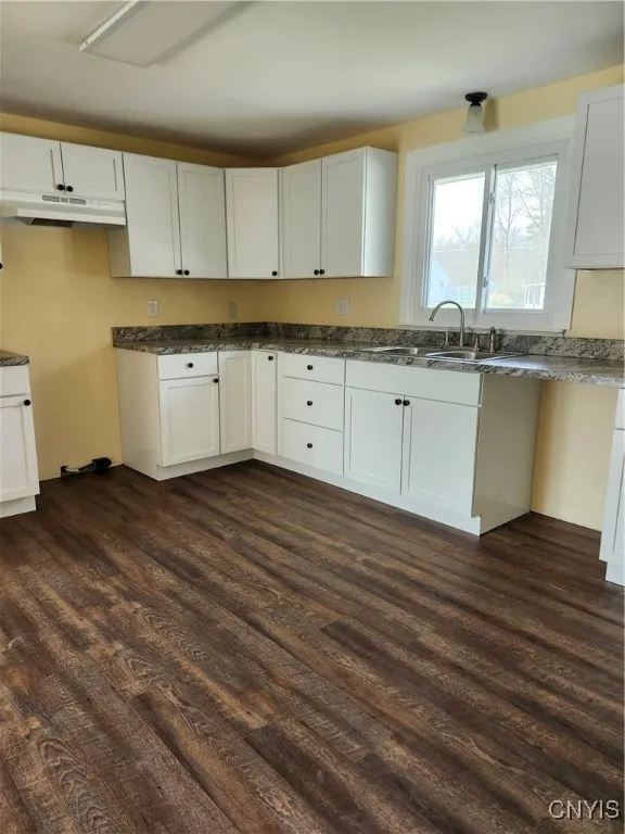 24 Memory Lane, Clay, New York 13212, Clay, New York 13212, 4 Bedrooms Bedrooms, 6 Rooms Rooms,2 BathroomsBathrooms,Residential,Closed,24 Memory Lane, Clay, New York 13212,0,S1599848