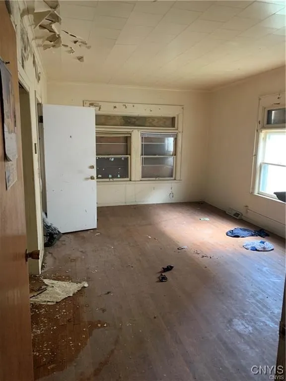 108 Onondaga Ave, Syracuse, New York 13204, Syracuse, New York 13204, 7 Bedrooms Bedrooms, ,4 BathroomsBathrooms,Residential,Closed,108 Onondaga Ave, Syracuse, New York 13204,0,S1595592