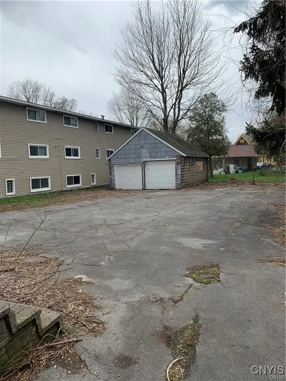108 Onondaga Ave, Syracuse, New York 13204, Syracuse, New York 13204, 7 Bedrooms Bedrooms, ,4 BathroomsBathrooms,Residential,Closed,108 Onondaga Ave, Syracuse, New York 13204,0,S1595592
