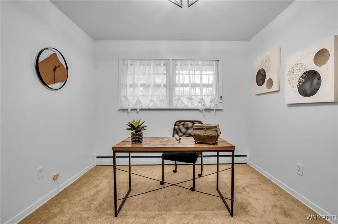 6078 Versailles Road, Hamburg, New York 14085, Hamburg, New York 14085, 3 Bedrooms Bedrooms, 6 Rooms Rooms,1 BathroomBathrooms,Residential,Closed,6078 Versailles Road, Hamburg, New York 14085,0,B1599751