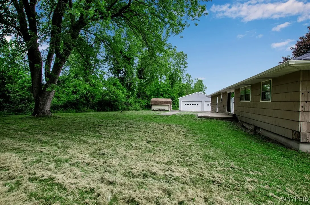 6078 Versailles Road, Hamburg, New York 14085, Hamburg, New York 14085, 3 Bedrooms Bedrooms, 6 Rooms Rooms,1 BathroomBathrooms,Residential,Closed,6078 Versailles Road, Hamburg, New York 14085,0,B1599751