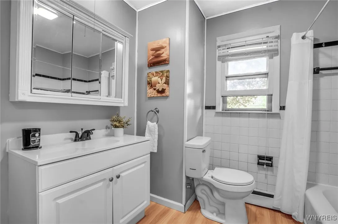6078 Versailles Road, Hamburg, New York 14085, Hamburg, New York 14085, 3 Bedrooms Bedrooms, 6 Rooms Rooms,1 BathroomBathrooms,Residential,Closed,6078 Versailles Road, Hamburg, New York 14085,0,B1599751