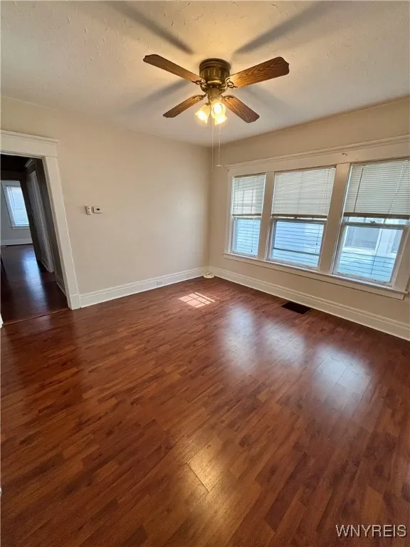 89 Virgil Avenue 1, Buffalo, New York 14216, Buffalo, New York 14216, 3 Bedrooms Bedrooms, 8 Rooms Rooms,1 BathroomBathrooms,Residential Lease,Closed,89 Virgil Avenue 1, Buffalo, New York 14216,0,B1599982