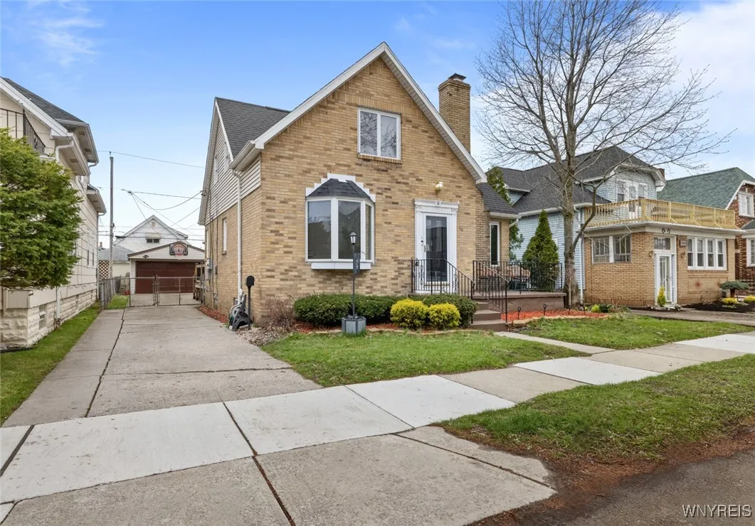 94 Pontiac Street, Buffalo, New York 14206, Buffalo, New York 14206, 4 Bedrooms Bedrooms, ,2 BathroomsBathrooms,Residential,Closed,94 Pontiac Street, Buffalo, New York 14206,0,B1599405