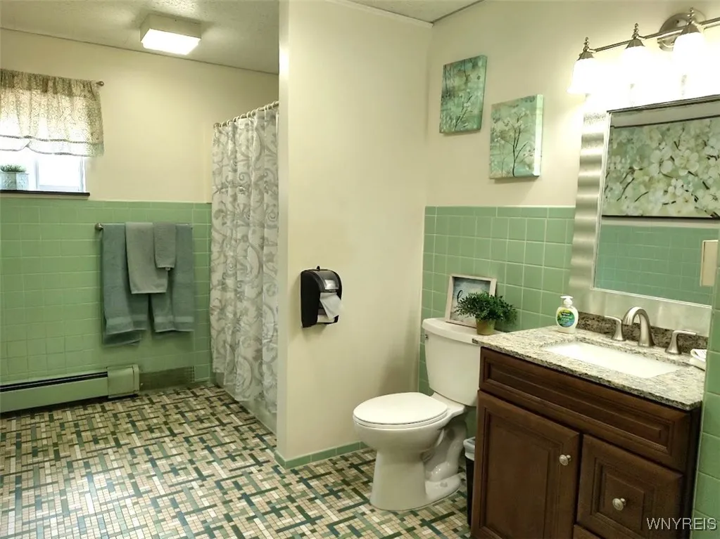 2nd floor bath