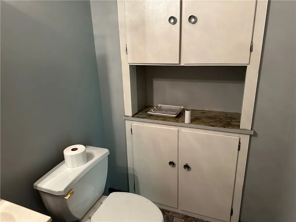 29 Butler Street, Oxford, New York 13830, Oxford, New York 13830, 5 Bedrooms Bedrooms, 11 Rooms Rooms,2 BathroomsBathrooms,Residential,Closed,29 Butler Street, Oxford, New York 13830,R1599888